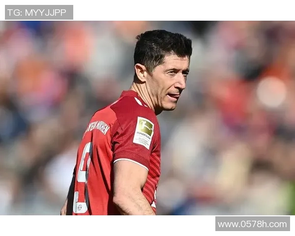 莱万重返老东家引发拜仁球迷愤怒大嘘声称其忘恩负义